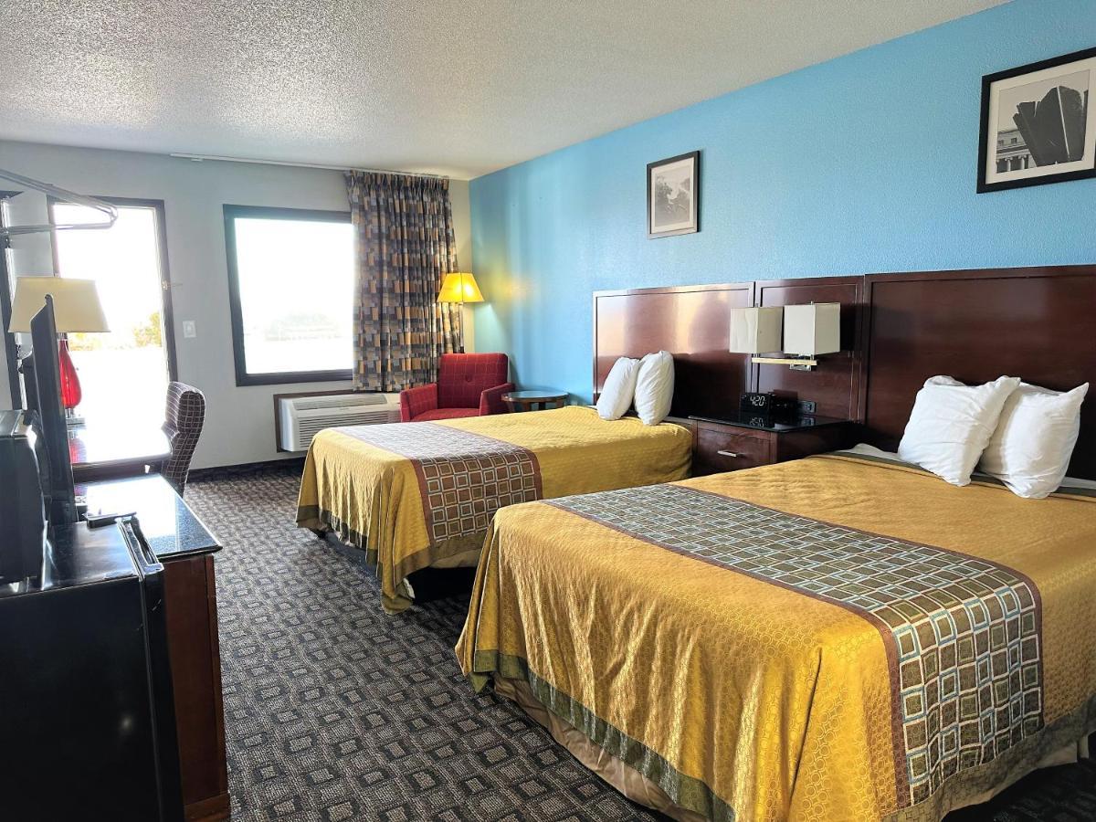Lakes Inn Уорсо Экстерьер фото