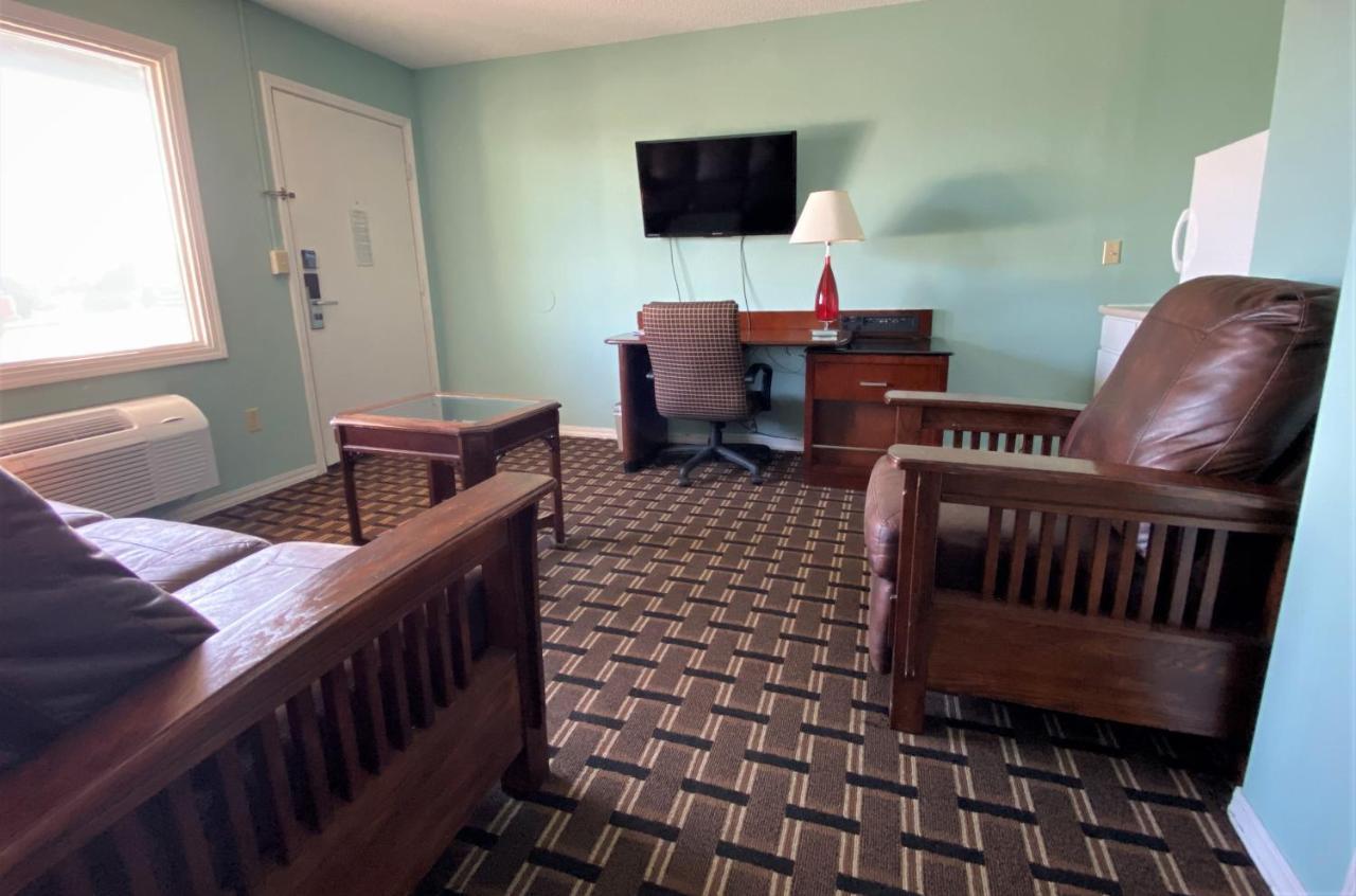 Lakes Inn Уорсо Экстерьер фото