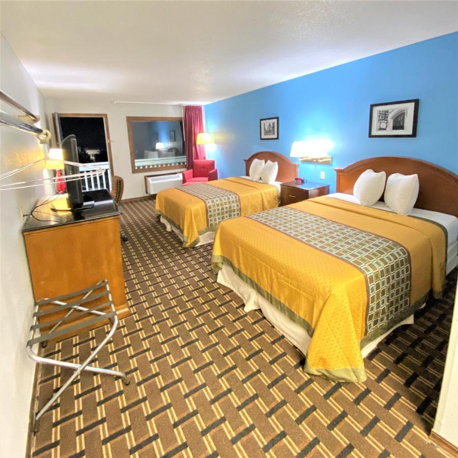 Lakes Inn Уорсо Экстерьер фото